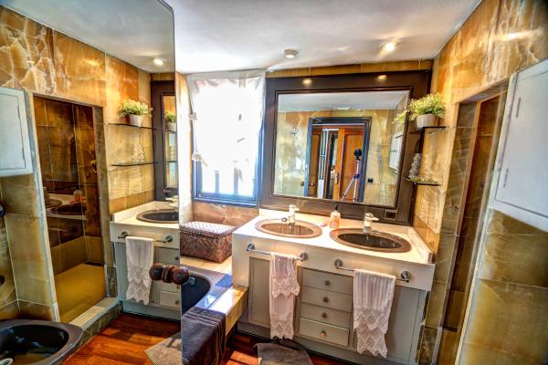 #6737 - AMAZING DUPLEX AIGUADOLC | Ferieudlejning | Hello Homes Sitges