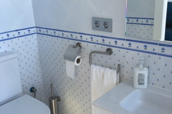 Modern, Well-Appointed Room