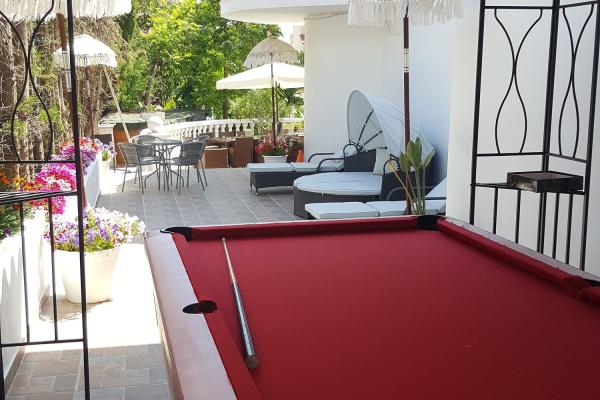 #7047 - Villa Paradise | Holiday Rentals | Hello Homes Sitges