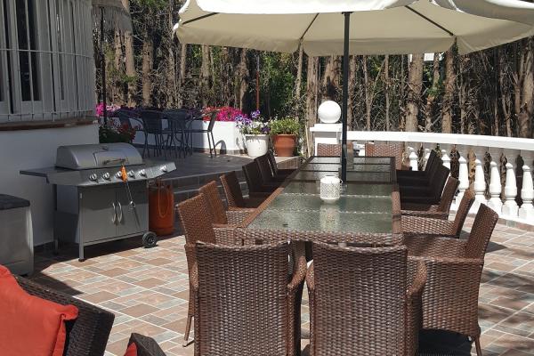 #7048 - Villa Paradise | Holiday Rentals | Hello Homes Sitges