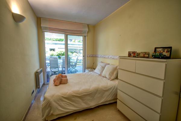#7236 - Luxury Apartment with Swimming Pool | Holiday Rentals | Hello Homes Sitges