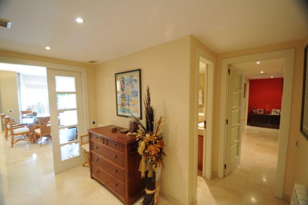 #7251 - Luxury Apartment with Swimming Pool | Holiday Rentals | Hello Homes Sitges