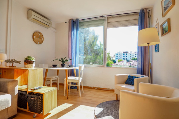 #72647 - The Blue Island Loft | Lomavuokraus | Hello Homes Sitges