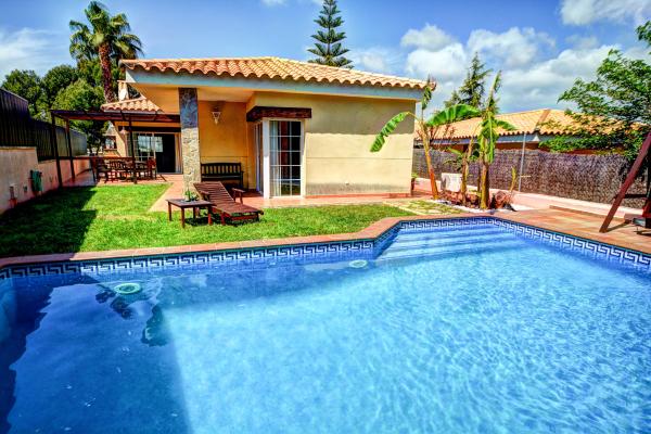 #7281 - Dream House | Holiday Rentals | Hello Homes Sitges