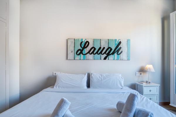 #73003 - Amazing Terrace in the Center | Holiday Rentals | Hello Homes Sitges