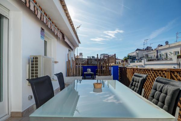 #73022 - Amazing Terrace in the Center | Holiday Rentals | Hello Homes Sitges