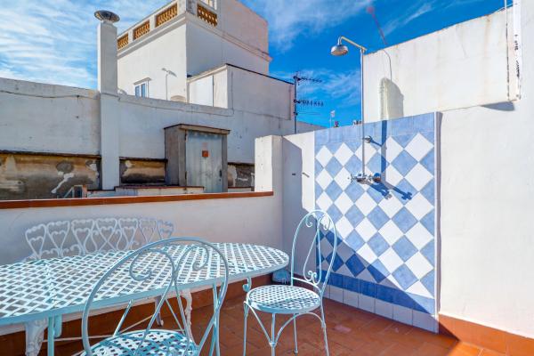 #73301 - Las Terracitas Apartment | Seasonal Rentals | Hello Homes Sitges