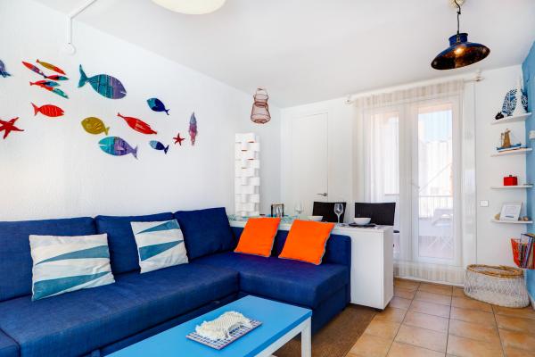#73303 - Las Terracitas Apartment | Holiday Rentals | Hello Homes Sitges