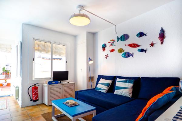 #73304 - Las Terracitas Apartment | Holiday Rentals | Hello Homes Sitges