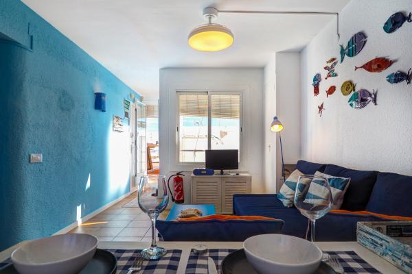 #73307 - Las Terracitas Apartment | Seasonal Rentals | Hello Homes Sitges