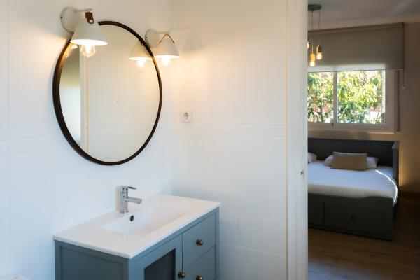 #73585 - Roca Mar | バケーションレンタル | Hello Homes Sitges