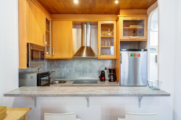 #74238 - La Cubana Apartment | Holiday Rentals | Hello Homes Sitges