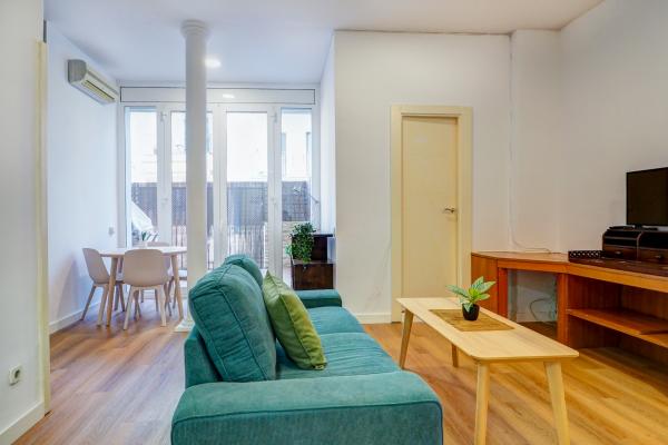 #74241 - La Cubana Apartment | Holiday Rentals | Hello Homes Sitges