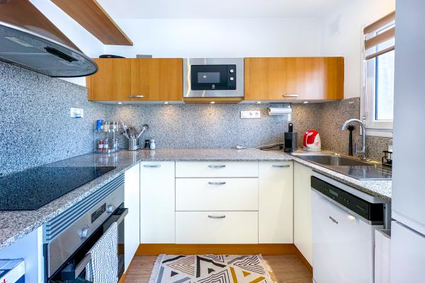 #74600 - Sunny Terrace | Сезонная аренда | Hello Homes Sitges