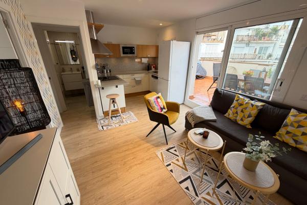 #74977 - Sunny Terrace | Сезонная аренда | Hello Homes Sitges