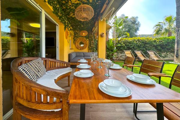 #75307 - Villa Rocamar | Location de Vacances | Hello Homes Sitges