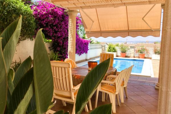 #7545 - Villa Emperor | Ferieudlejning | Hello Homes Sitges
