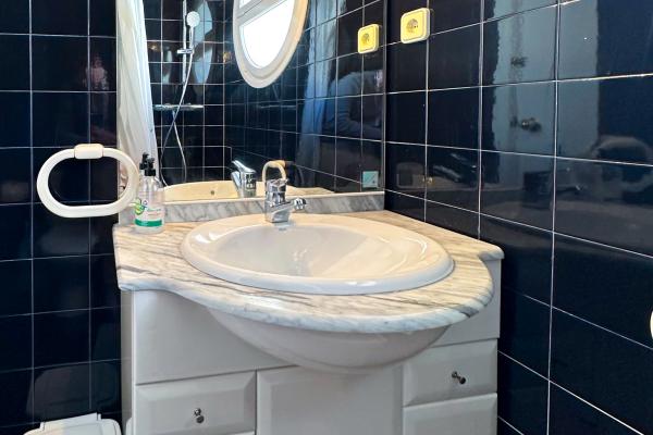 #75504 - Calypso Apartment | Holiday Rentals | Hello Homes Sitges