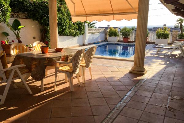 #7561 - Villa Emperor | Ferieudlejning | Hello Homes Sitges