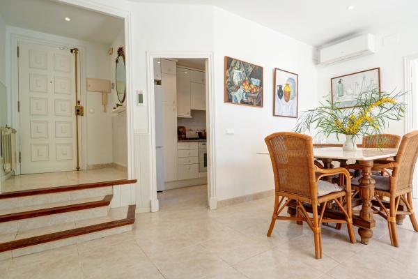 #76488 - Vinyet Serenity | Holiday Rentals | Hello Homes Sitges