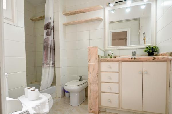 #76506 - Vinyet Serenity | Holiday Rentals | Hello Homes Sitges