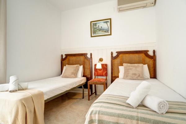 #76517 - Vinyet Serenity | Holiday Rentals | Hello Homes Sitges