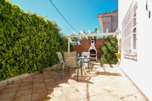 #76522 - Vinyet Serenity | Holiday Rentals | Hello Homes Sitges