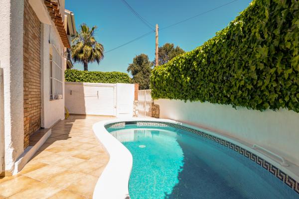 #76528 - Vinyet Serenity | Holiday Rentals | Hello Homes Sitges