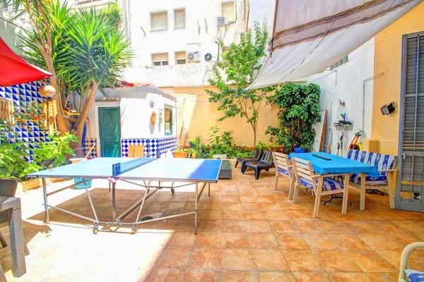 #7784 - Las Ventanas | Holiday Rentals | Hello Homes Sitges