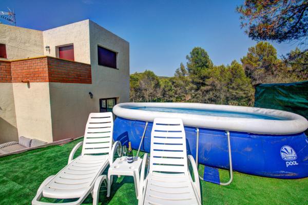 #7870 - Relax house | Holiday Rentals | Hello Homes Sitges
