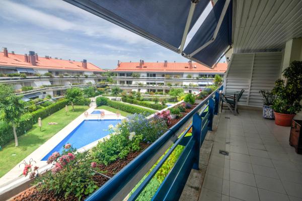 #7982 - DUPLEX PARK DE MAR | Holiday Rentals | Hello Homes Sitges