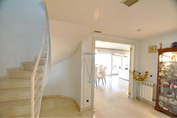 #7990 - DUPLEX PARK DE MAR | Holiday Rentals | Hello Homes Sitges