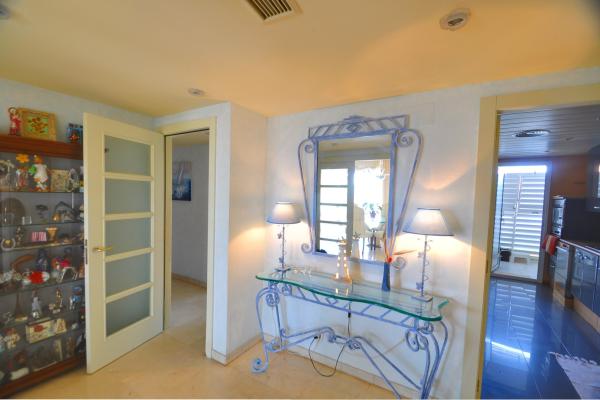 #8005 - DUPLEX PARK DE MAR | Holiday Rentals | Hello Homes Sitges