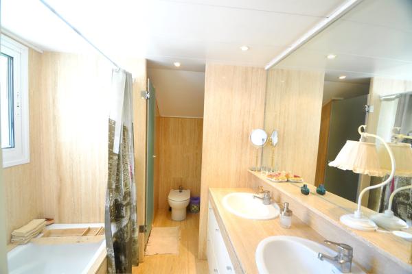 #8010 - DUPLEX PARK DE MAR | Holiday Rentals | Hello Homes Sitges