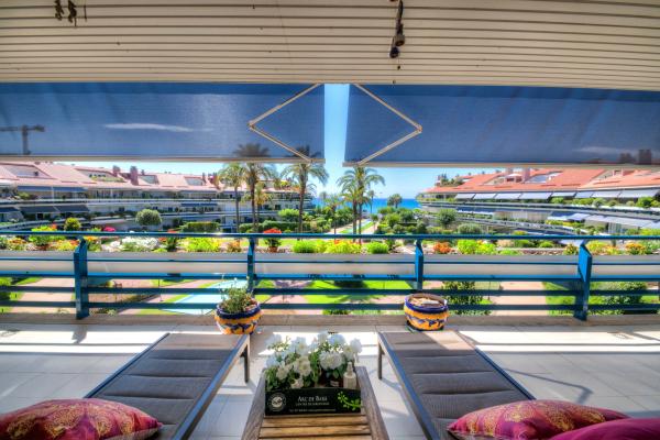 #8014 - DUPLEX PARK DE MAR | Holiday Rentals | Hello Homes Sitges