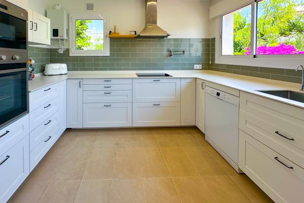 #80159 - The Luxor Apartment | Holiday Rentals | Hello Homes Sitges