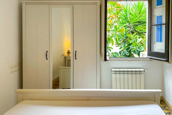 #80976 - Gaudi Apartment | Holiday Rentals | Hello Homes Sitges