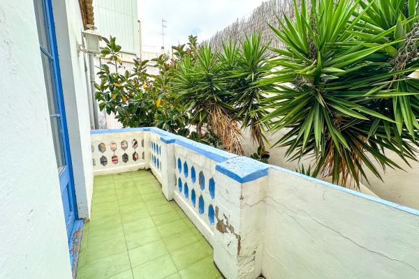#80977 - Gaudi Apartment | Holiday Rentals | Hello Homes Sitges