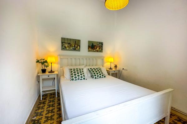 #80979 - Gaudi Apartment | Holiday Rentals | Hello Homes Sitges