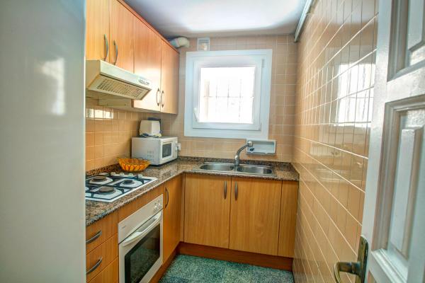 #8124 - San Sebastian 3BR | Holiday Rentals | Hello Homes Sitges