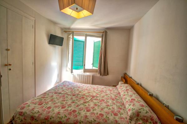 #8127 - San Sebastian 3BR | Holiday Rentals | Hello Homes Sitges