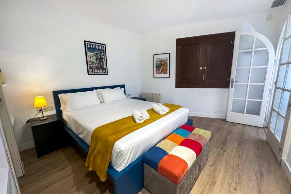 #81634 - Charming House | Holiday Rentals | Hello Homes Sitges