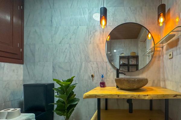 #81636 - Charming House | Holiday Rentals | Hello Homes Sitges