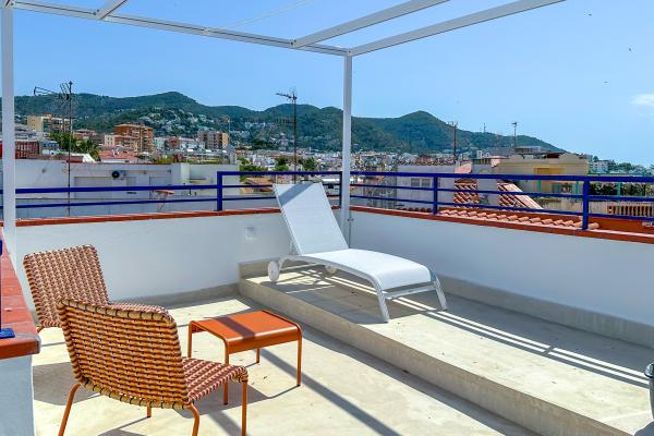 #81664 - Atico Panoramic Seaview | Holiday Rentals | Hello Homes Sitges