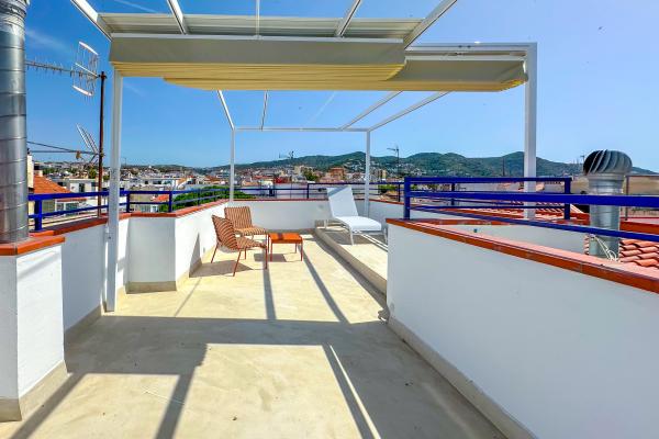 #81665 - Atico Panoramic Seaview | Holiday Rentals | Hello Homes Sitges