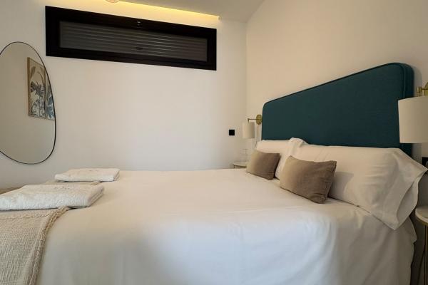 #81964 - Malvasia 1 Bedroom | Vakantieverhuur | Hello Homes Sitges