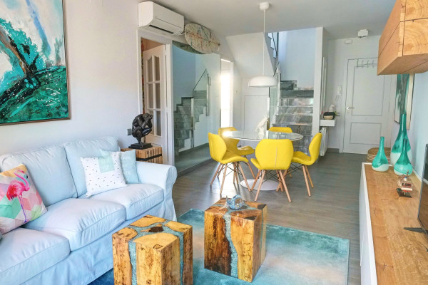 #8273 - Beachstyle Penthouse | Affitto Vacanze | Hello Homes Sitges