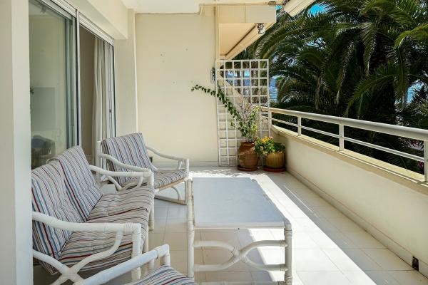 #84131 - Front Beach Apartment | Alquiler Vacacional | Hello Homes Sitges