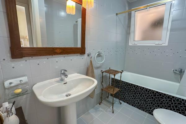 #84145 - Front Beach Apartment | Alquiler Vacacional | Hello Homes Sitges