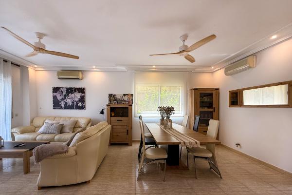 #85330 - Villa Claudia | Ferieudlejning | Hello Homes Sitges